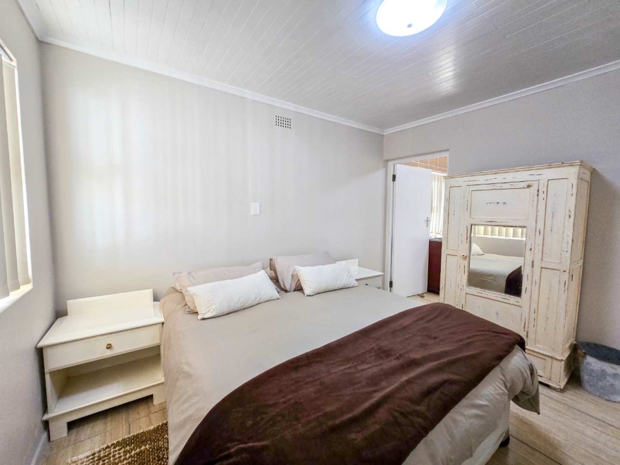5 Bedroom Property for Sale in Jongensfontein Western Cape